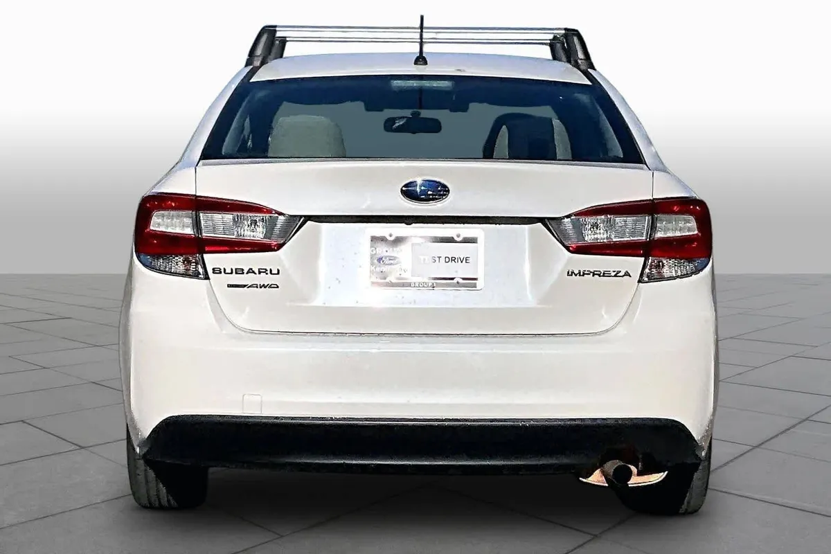 2023 Subaru Impreza thumbnail 5