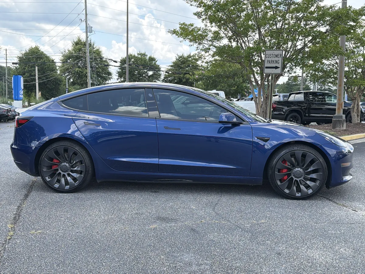 2023 Tesla Model 3 Performance thumbnail 23