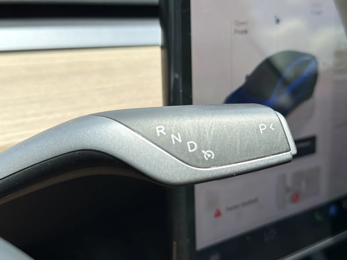 2023 Tesla Model 3 Performance thumbnail 7