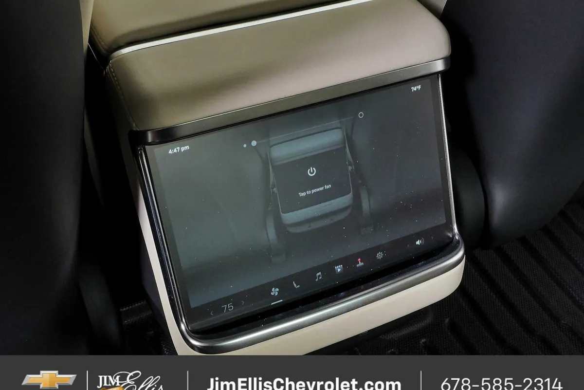 2023 Tesla Model S Plaid Tri Motor All-Wheel Drive thumbnail 20