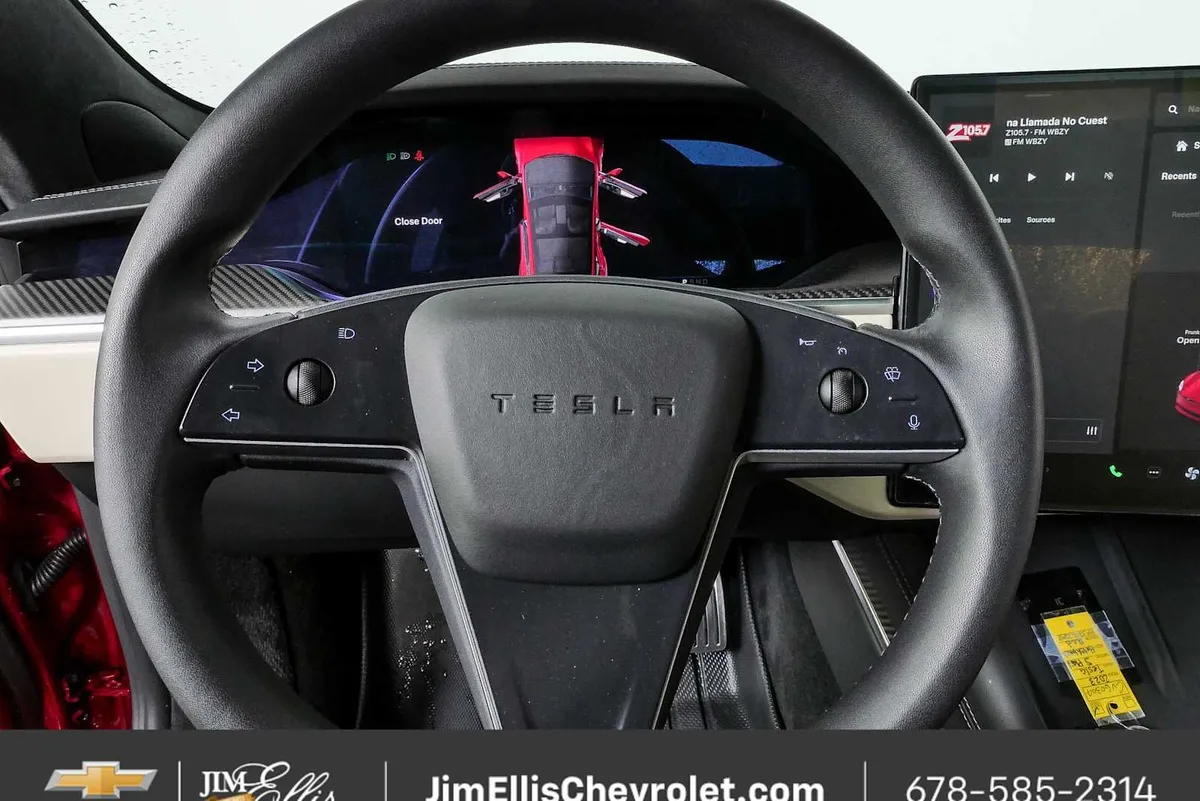 2023 Tesla Model S Plaid Tri Motor All-Wheel Drive thumbnail 8