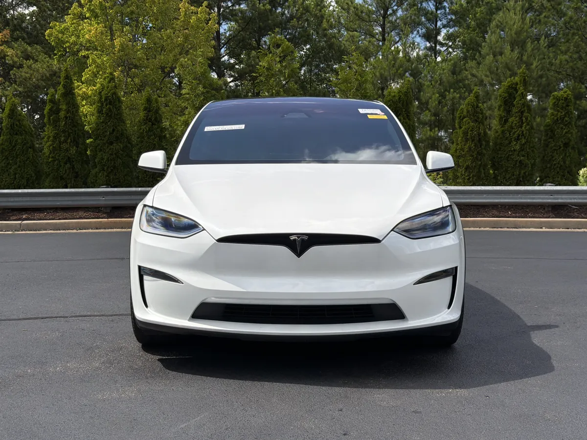 2023 Tesla Model X Plaid thumbnail 11