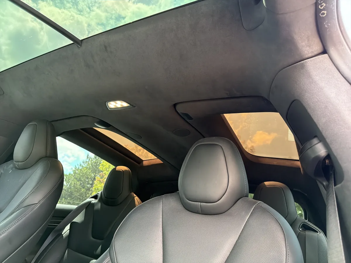 2023 Tesla Model X Plaid thumbnail 21