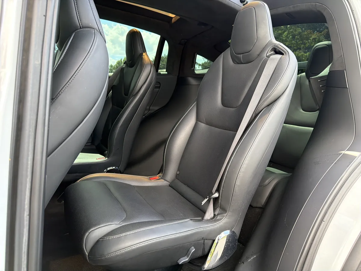 2023 Tesla Model X Plaid thumbnail 7