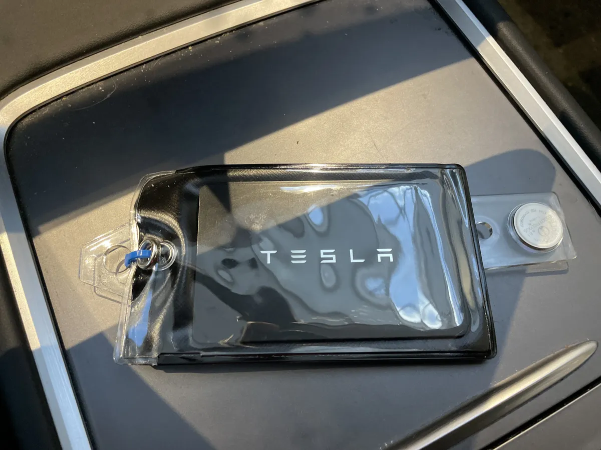 2023 Tesla Model Y Performance thumbnail 36
