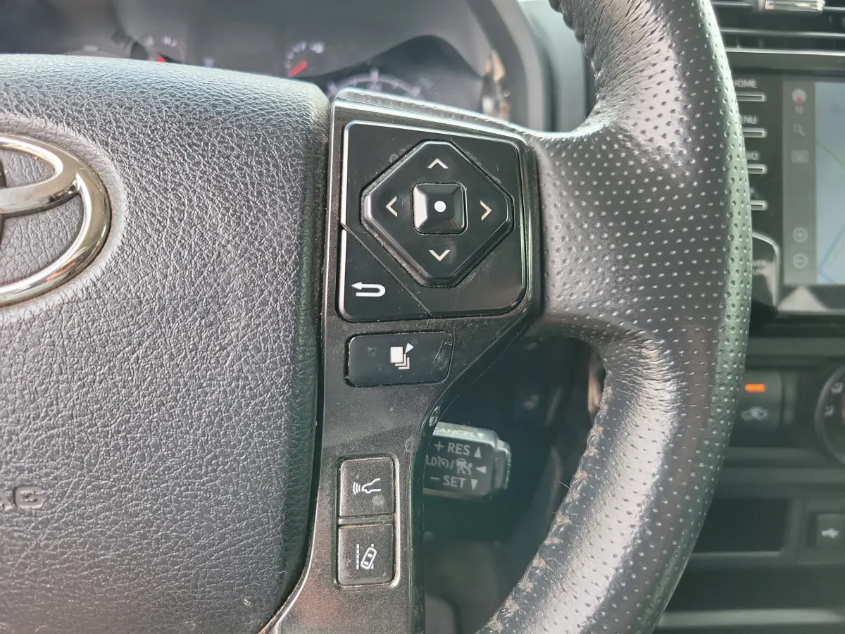 2023 Toyota 4Runner 40th Anniversary Special Edition thumbnail 19