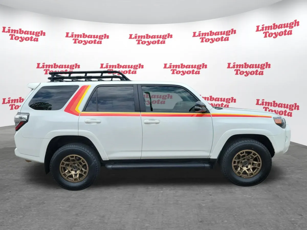 2023 Toyota 4Runner 40th Anniversary Special Edition thumbnail 2