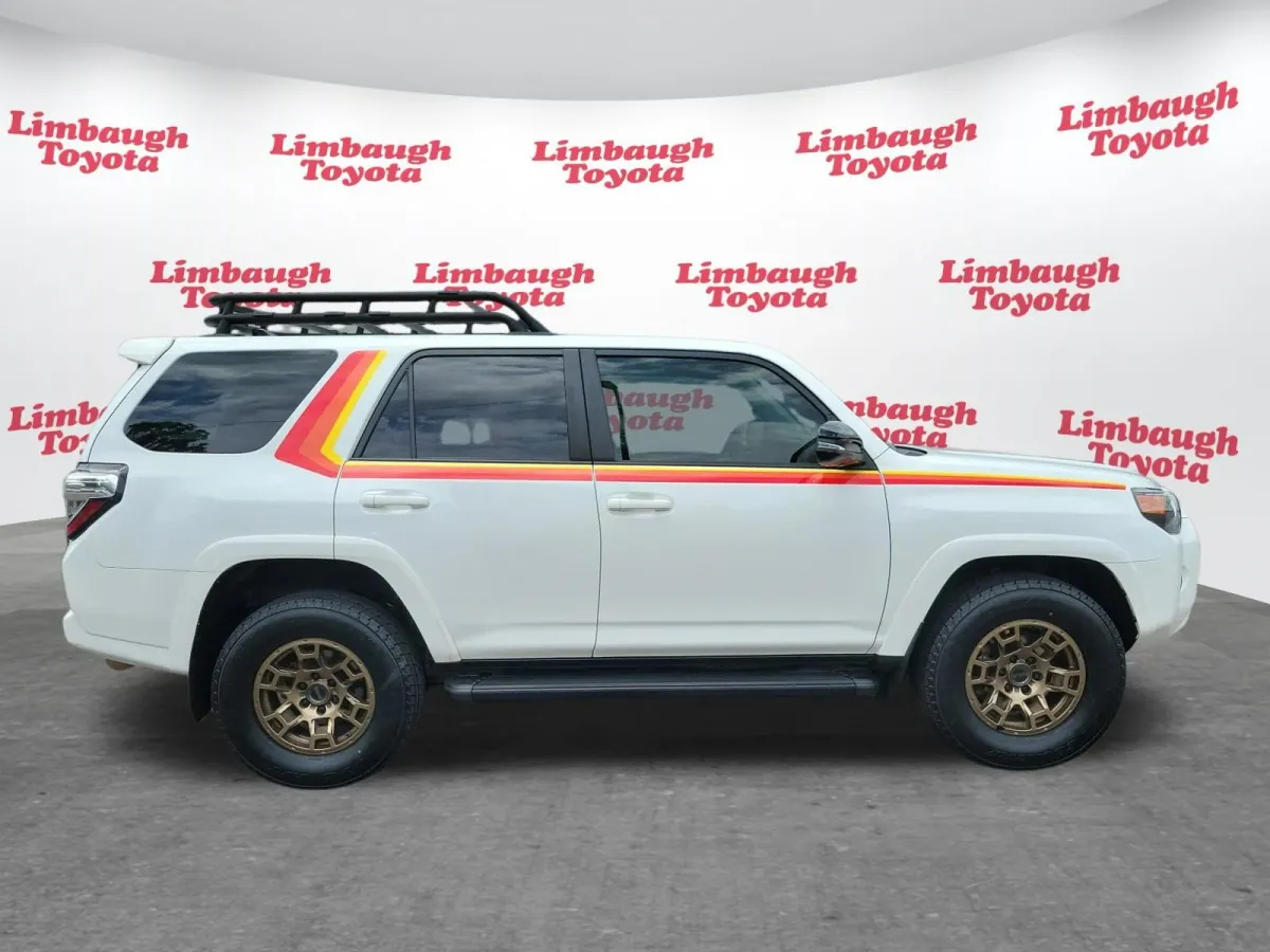 2023 Toyota 4Runner 40th Anniversary Special Edition thumbnail 24