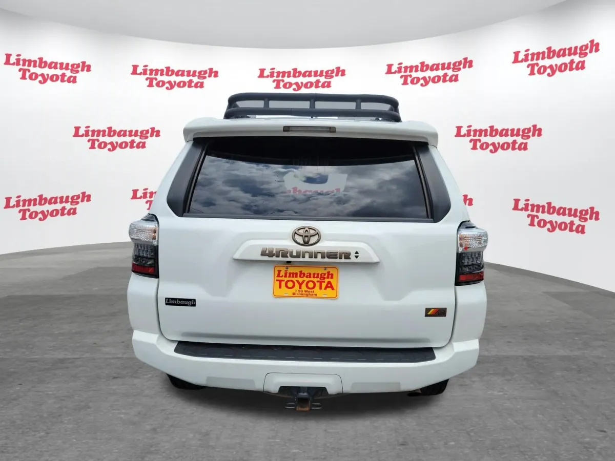 2023 Toyota 4Runner 40th Anniversary Special Edition thumbnail 26