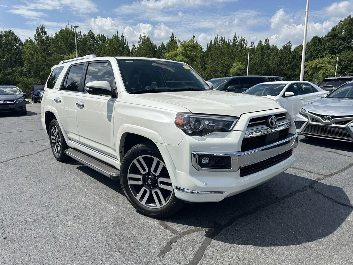 2023 Toyota 4Runner Limited thumbnail 4