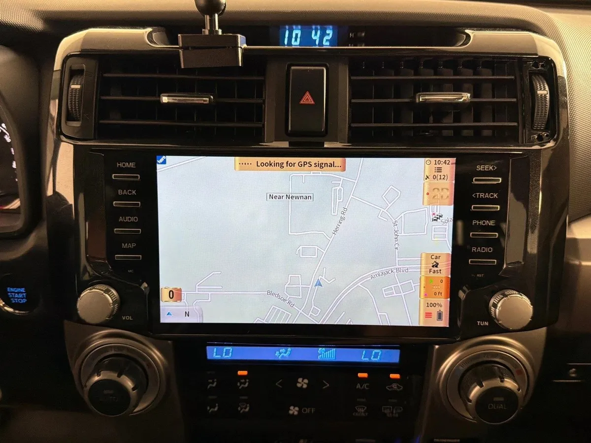 2023 Toyota 4Runner Limited thumbnail 3