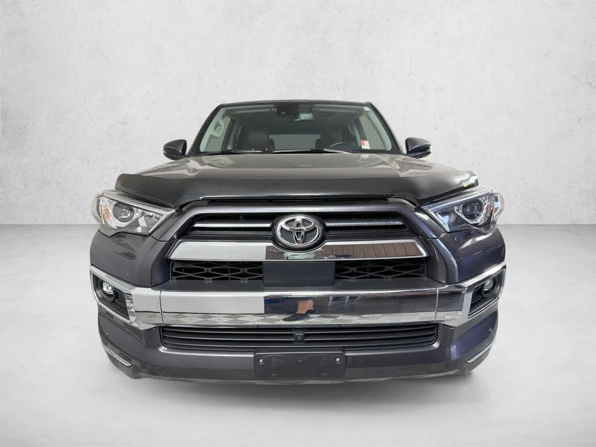 2023 Toyota 4Runner Limited thumbnail 10