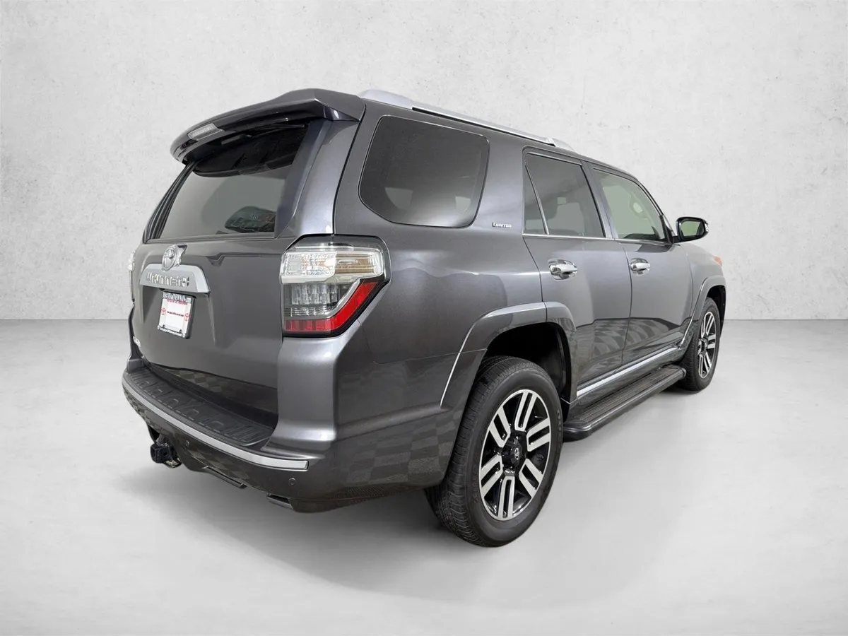 2023 Toyota 4Runner Limited thumbnail 5