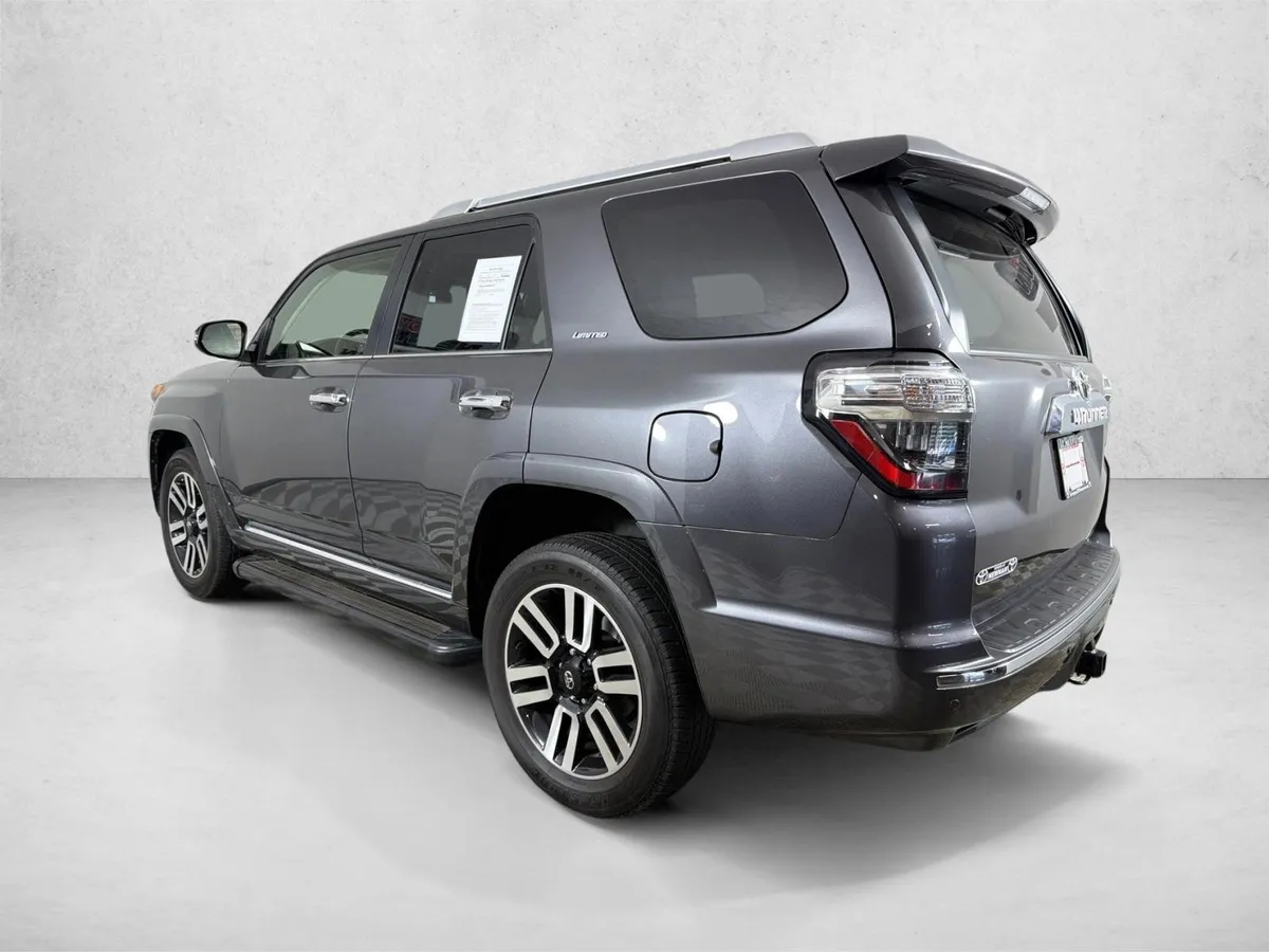 2023 Toyota 4Runner Limited thumbnail 7