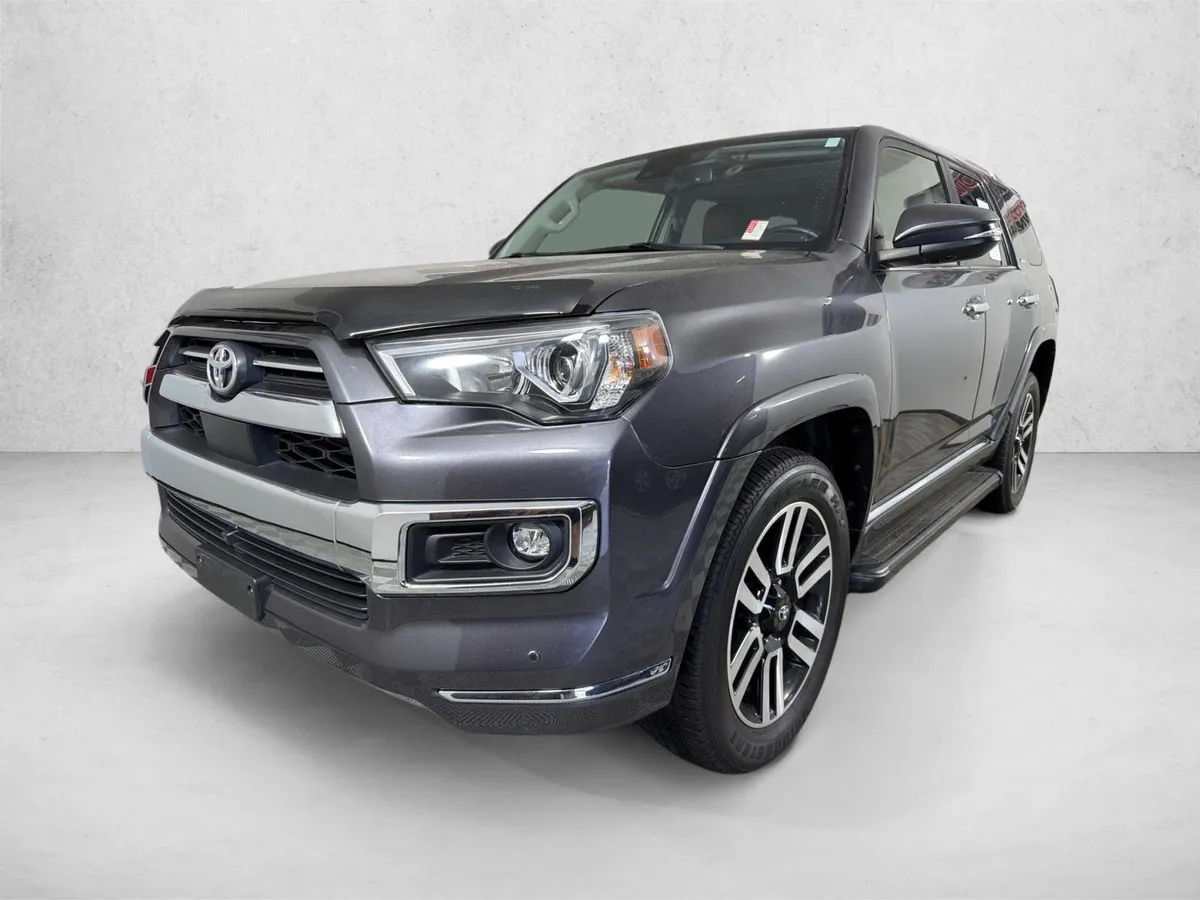 2023 Toyota 4Runner Limited thumbnail 9
