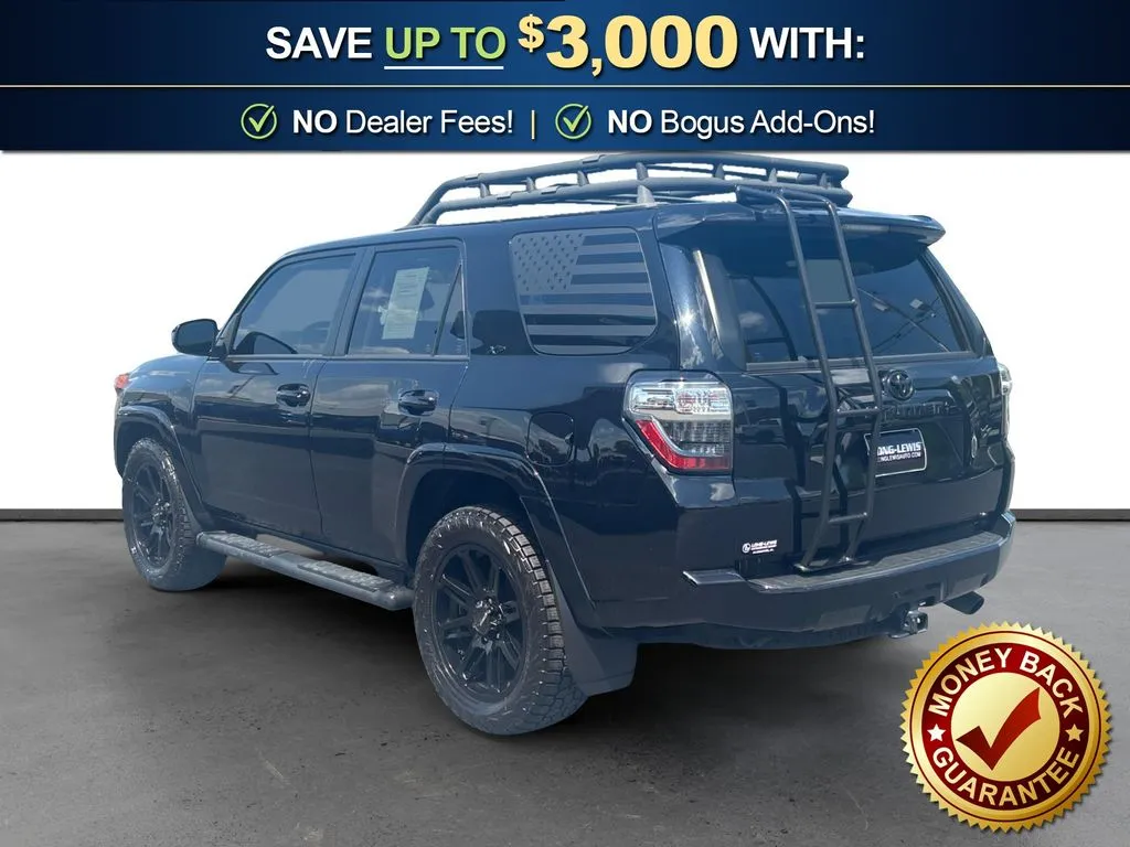 2023 Toyota 4Runner SR5 thumbnail 4