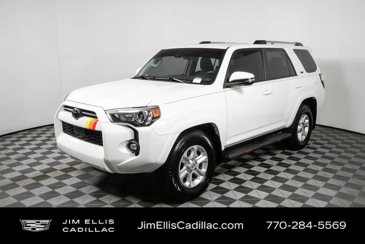 2023 Toyota 4Runner SR5 Premium thumbnail 26