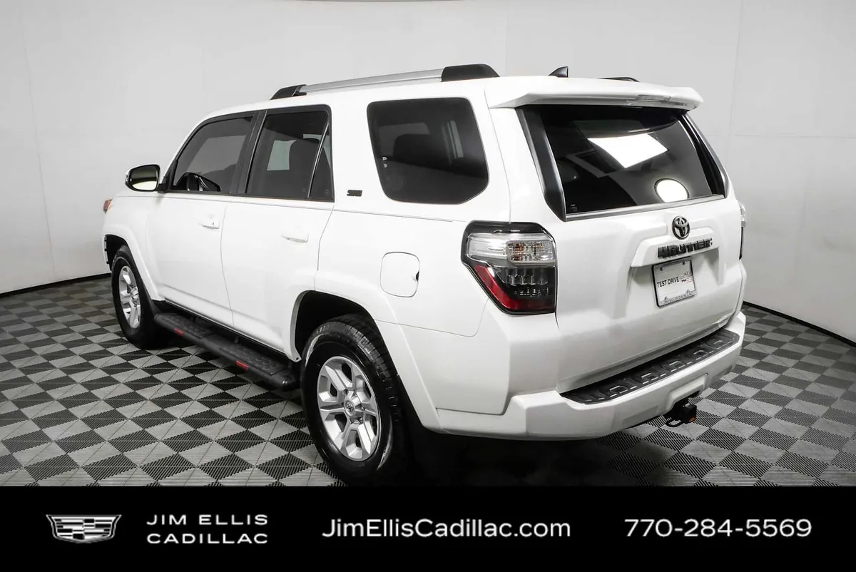2023 Toyota 4Runner SR5 Premium thumbnail 29
