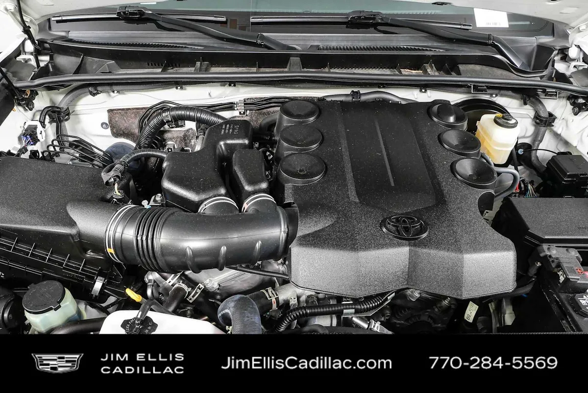 2023 Toyota 4Runner SR5 Premium thumbnail 37
