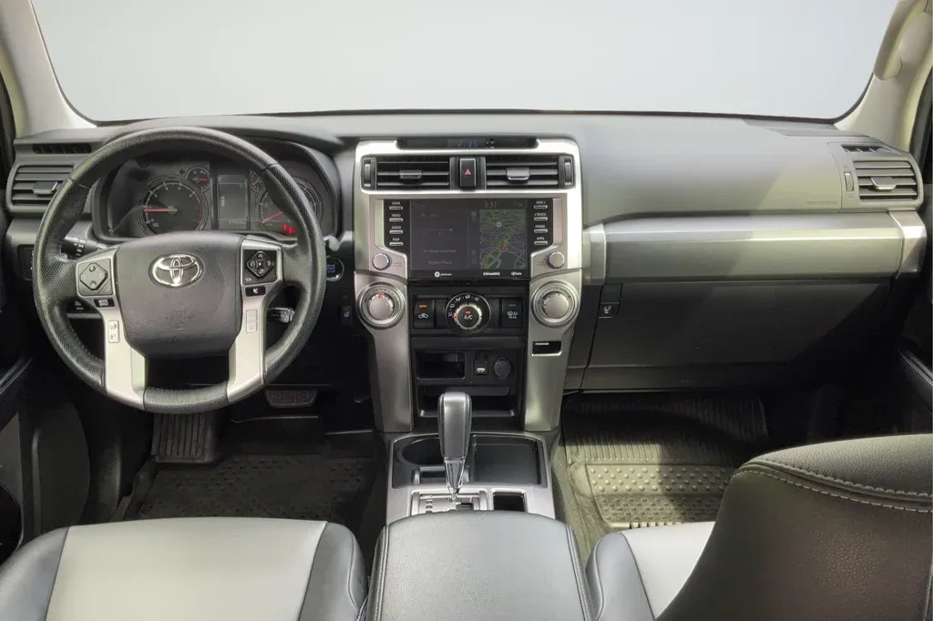 2023 Toyota 4Runner SR5 Premium thumbnail 12