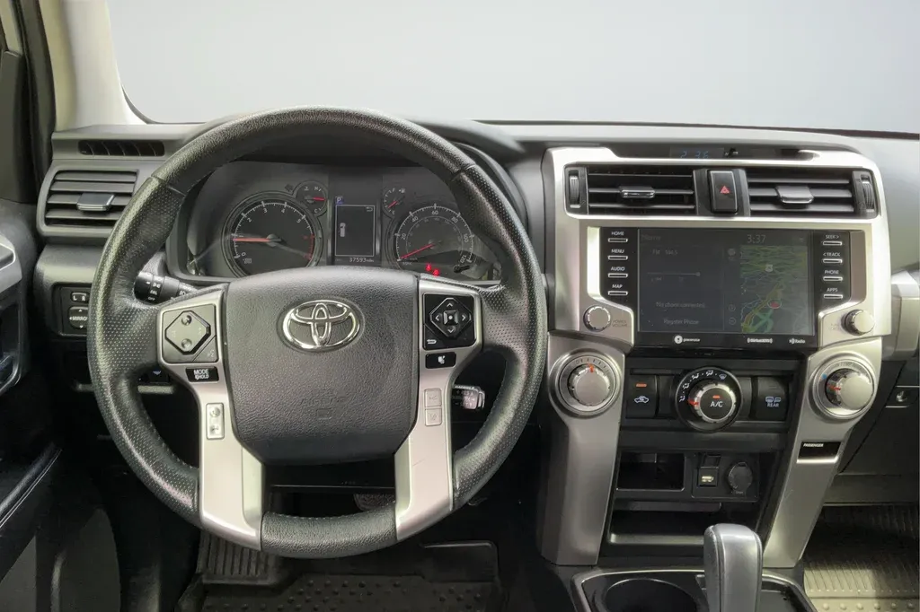 2023 Toyota 4Runner SR5 Premium thumbnail 13