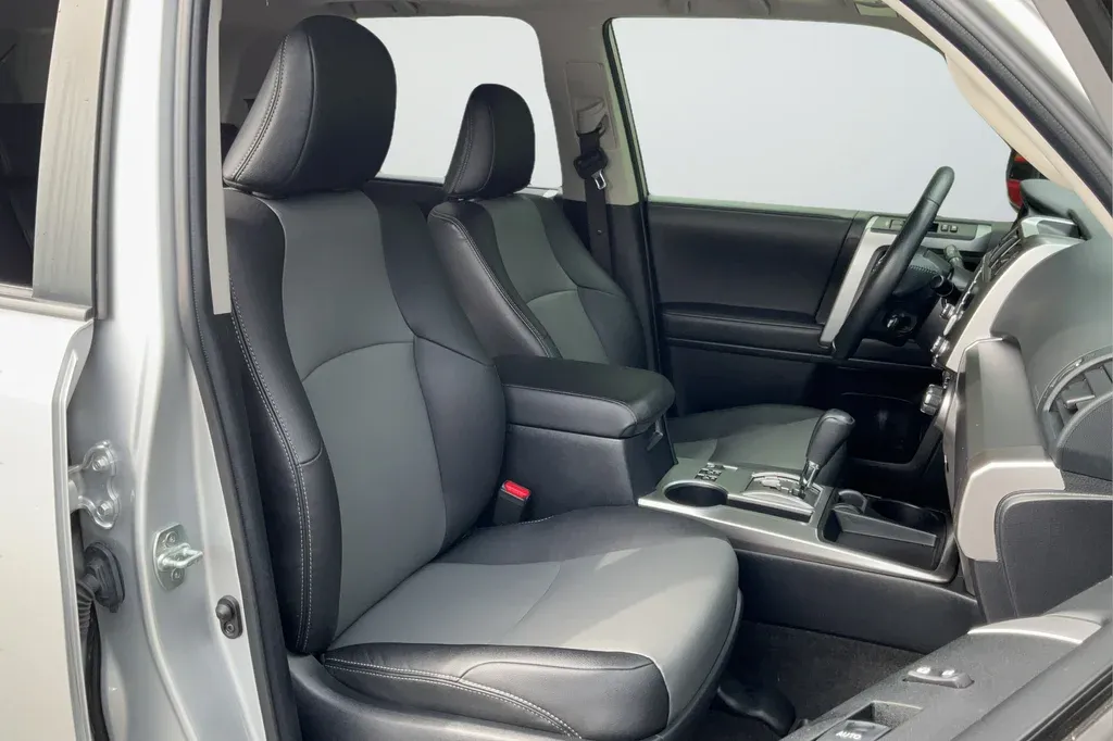 2023 Toyota 4Runner SR5 Premium thumbnail 20