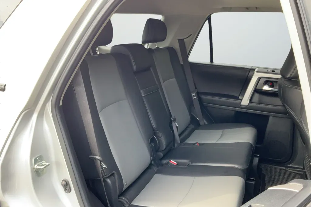 2023 Toyota 4Runner SR5 Premium thumbnail 21