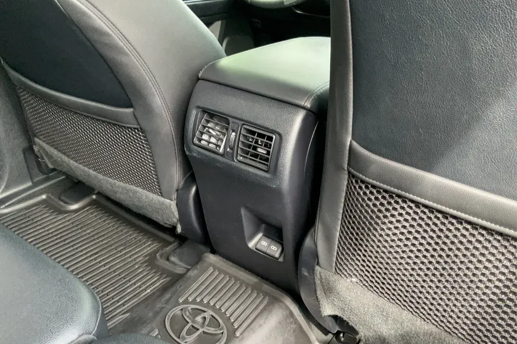 2023 Toyota 4Runner SR5 Premium thumbnail 22