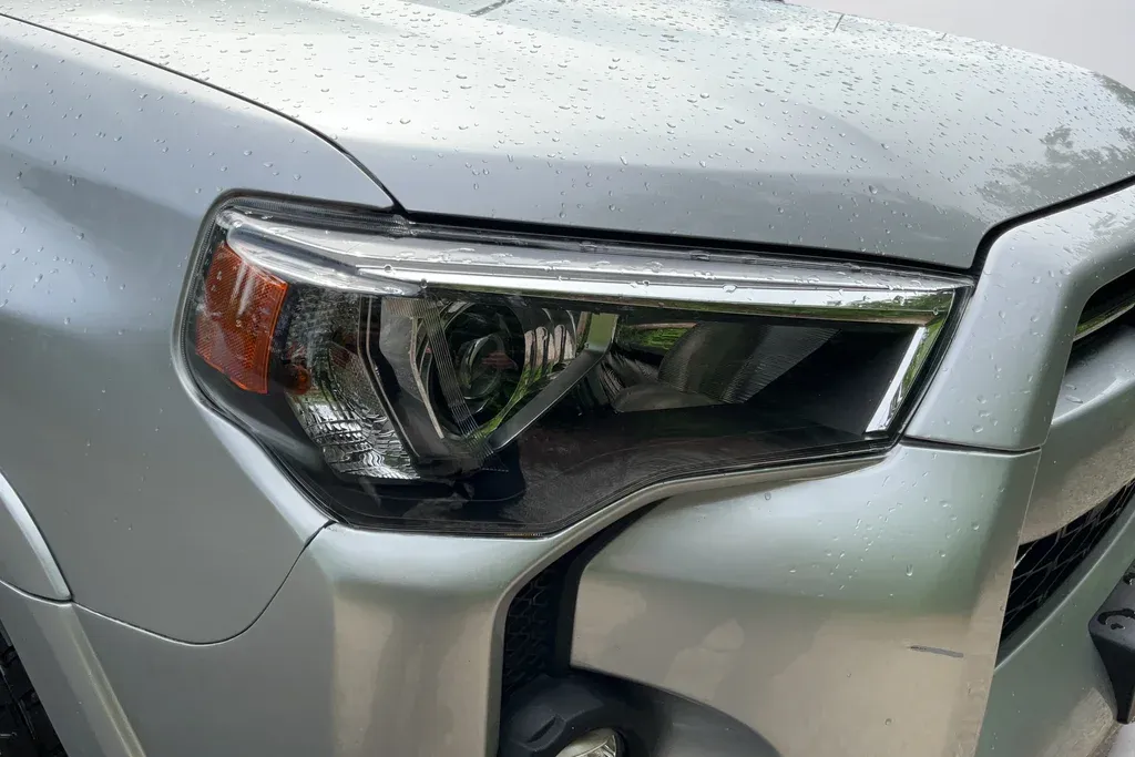 2023 Toyota 4Runner SR5 Premium thumbnail 30
