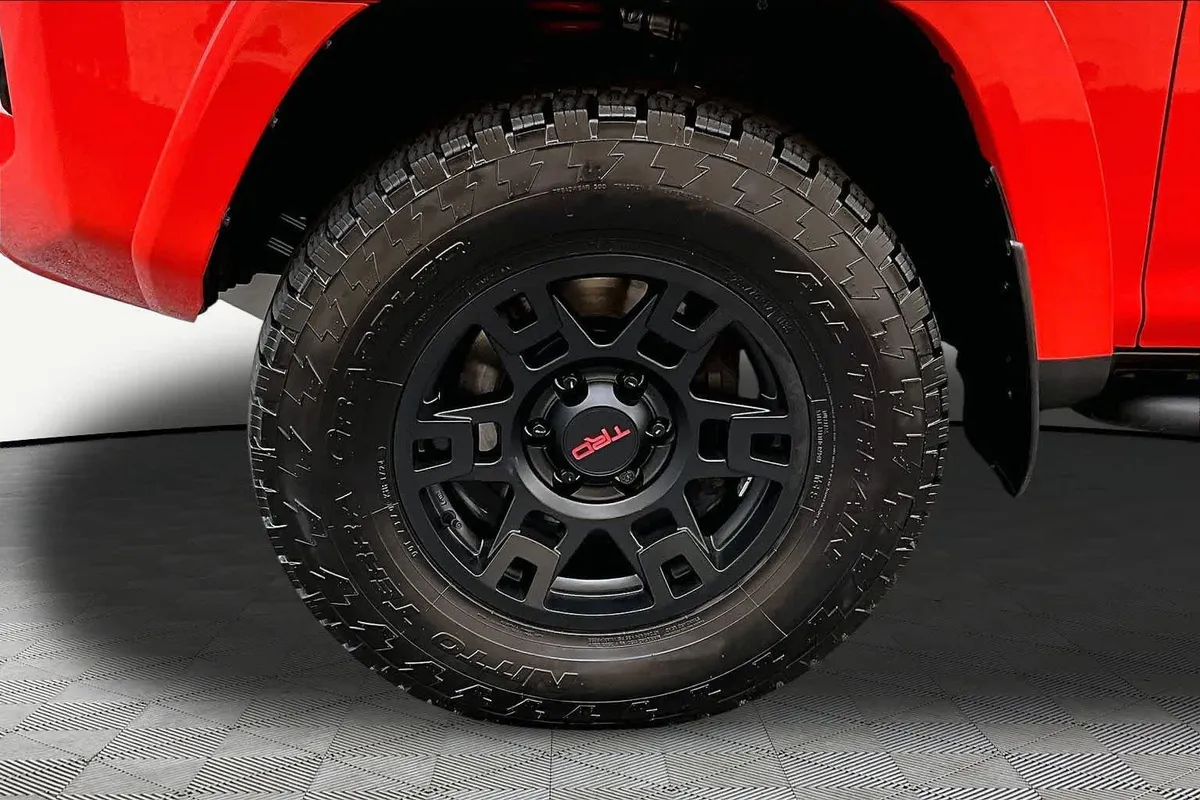 2023 Toyota 4Runner TRD Pro thumbnail 11