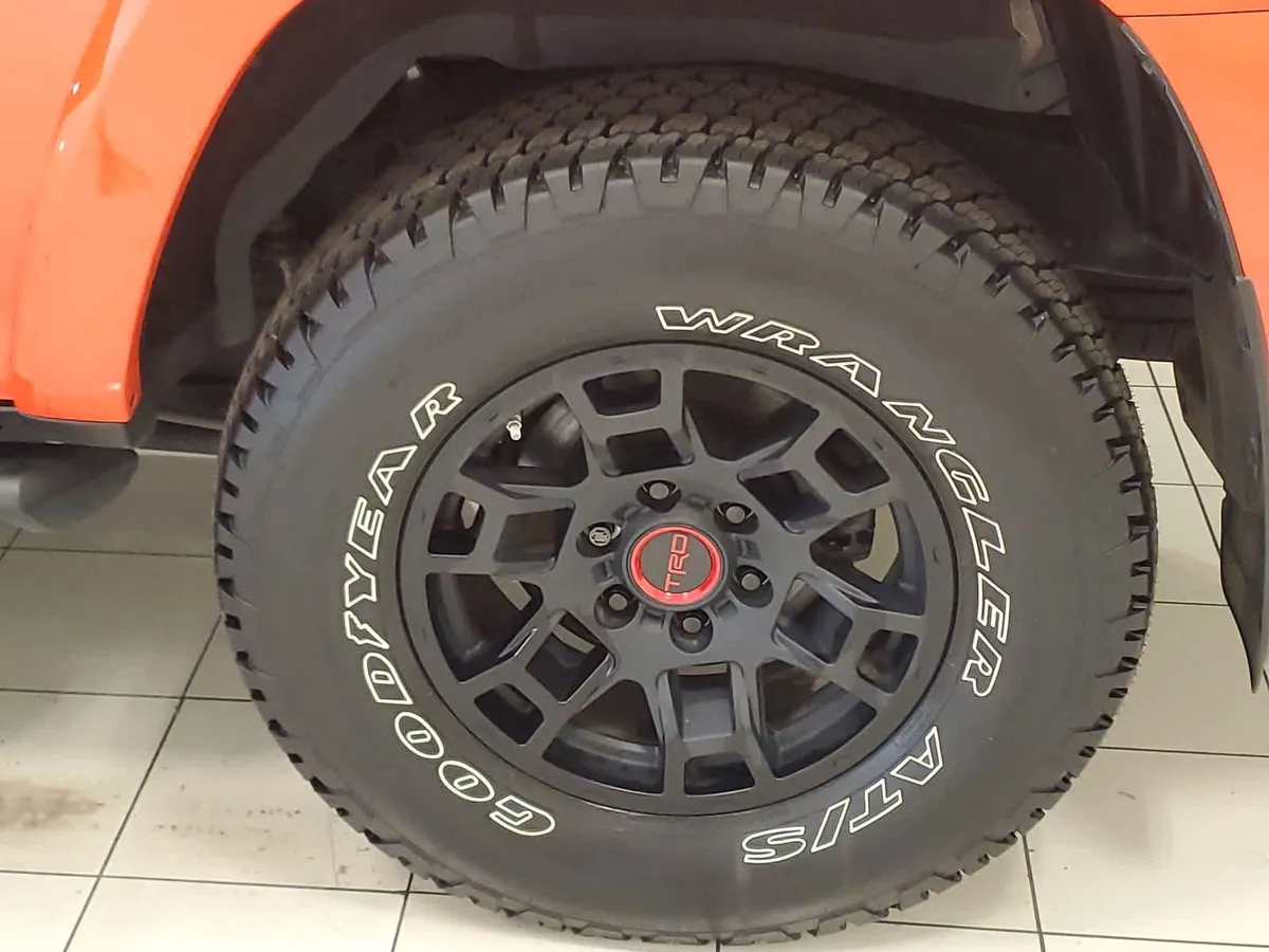 2023 Toyota 4Runner TRD Pro thumbnail 24