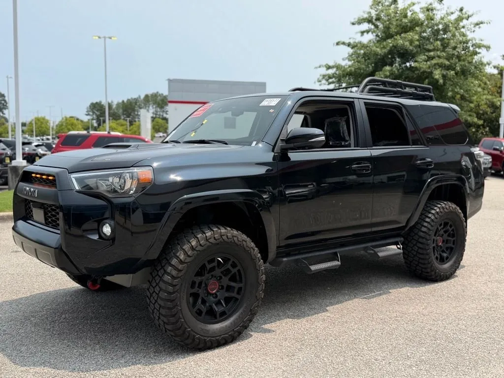 2023 Toyota 4Runner TRD Pro thumbnail 2
