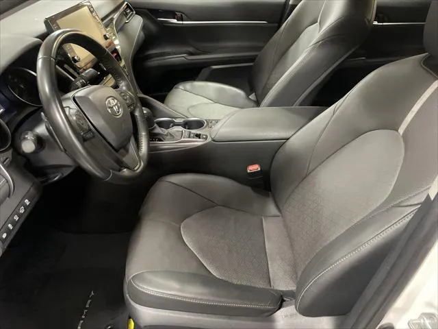 2023 Toyota CAMRY thumbnail 16