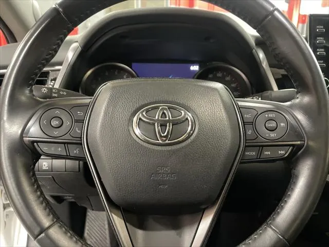 2023 Toyota CAMRY thumbnail 18