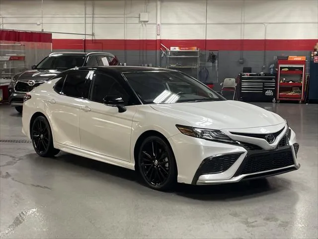 2023 Toyota CAMRY thumbnail 2
