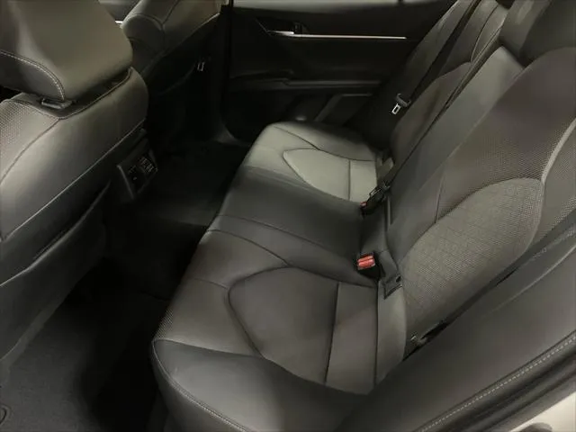 2023 Toyota CAMRY thumbnail 32