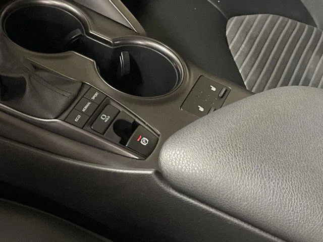 2023 Toyota CAMRY thumbnail 29