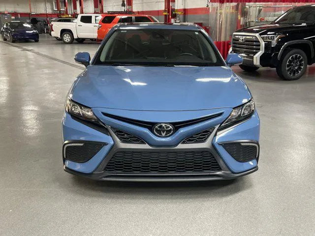 2023 Toyota CAMRY thumbnail 3