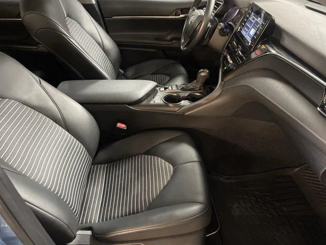 2023 Toyota CAMRY thumbnail 35