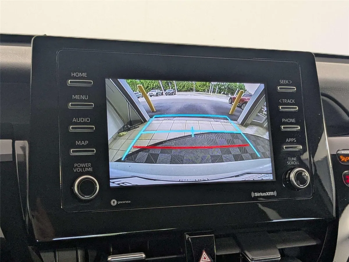 2023 Toyota Camry LE thumbnail 20