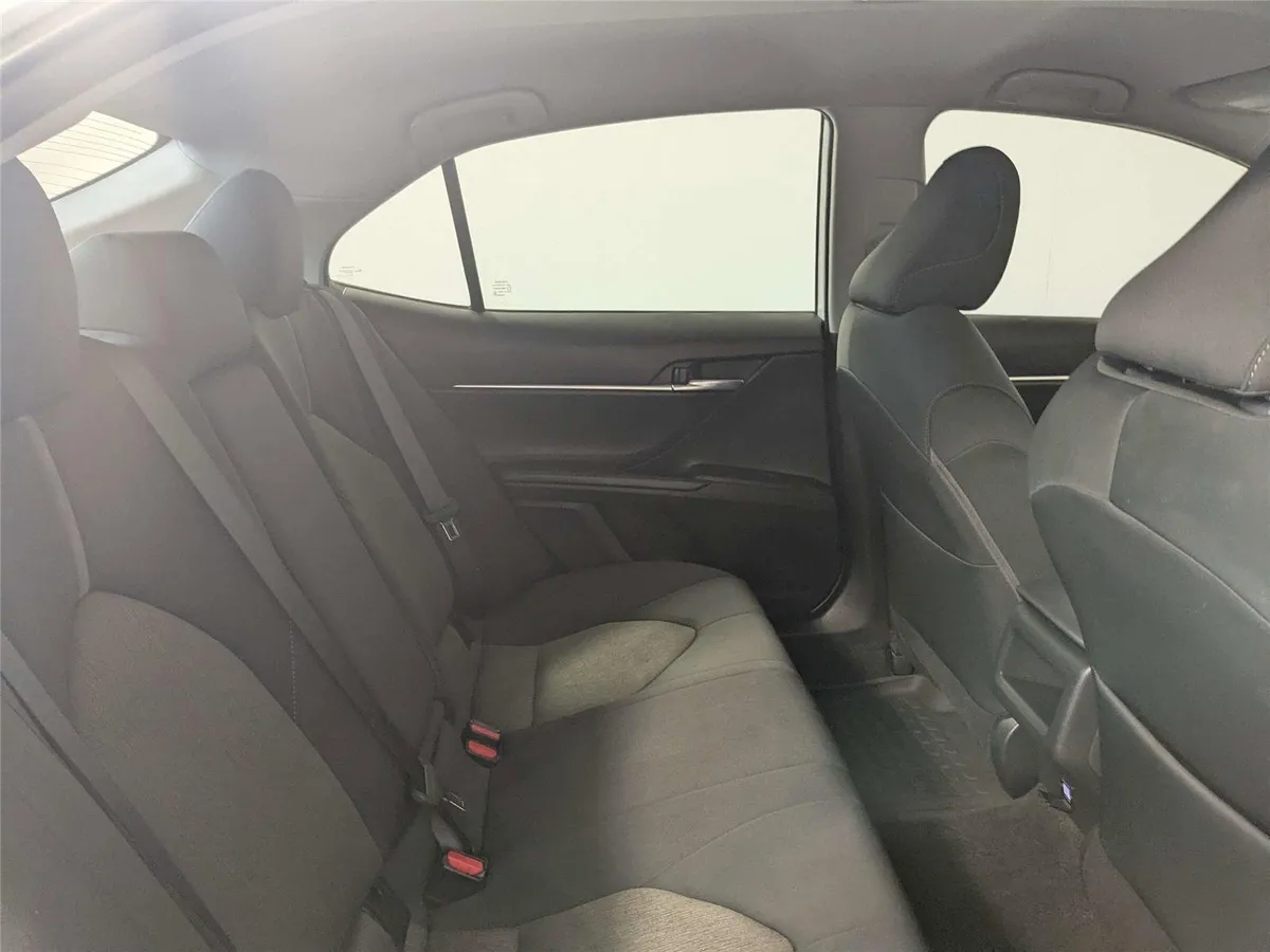 2023 Toyota Camry LE thumbnail 27