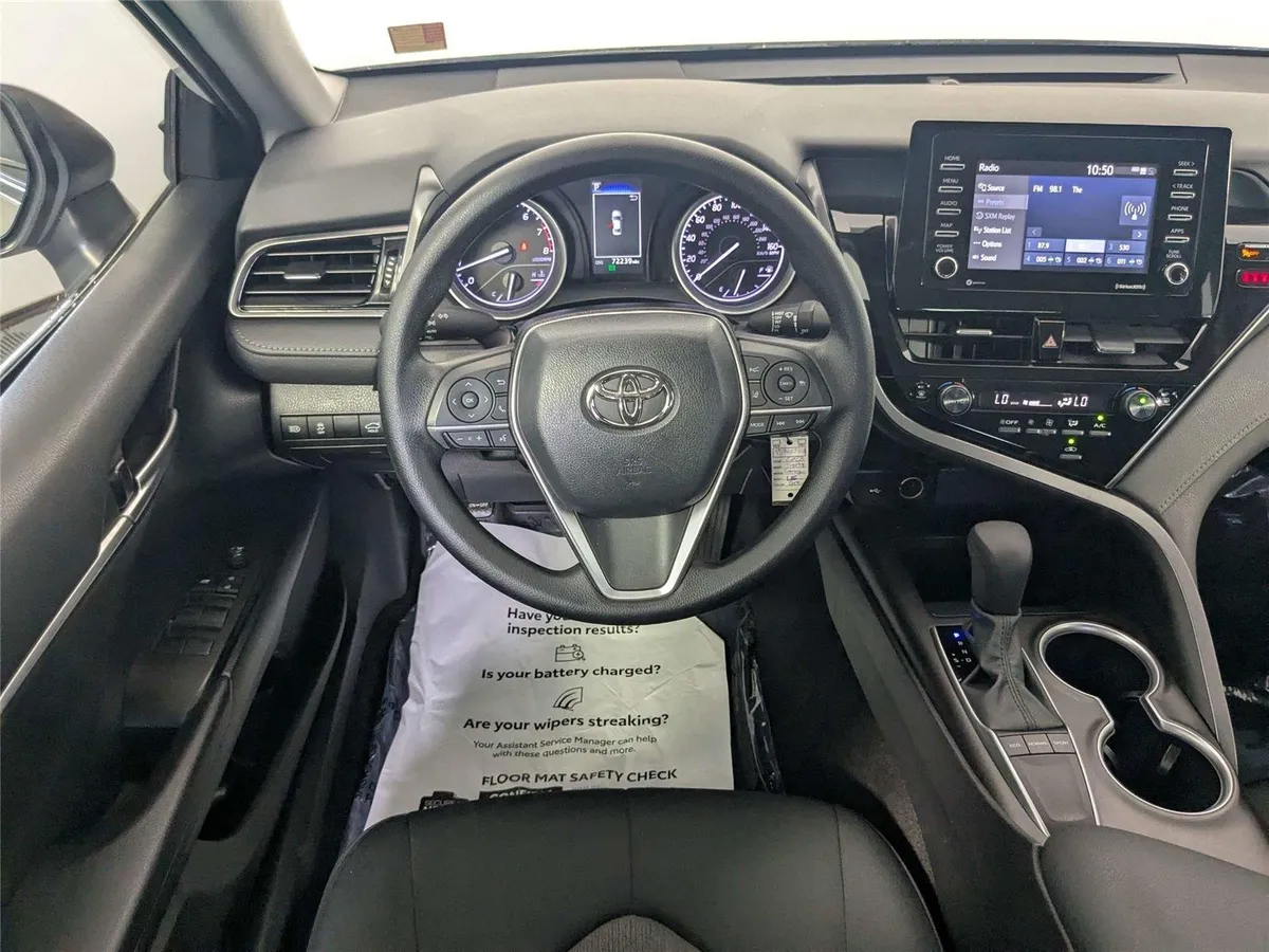 2023 Toyota Camry LE thumbnail 37