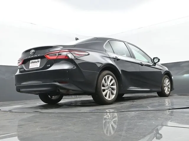 2023 Toyota Camry LE thumbnail 11