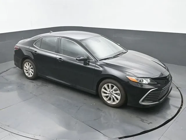 2023 Toyota Camry LE thumbnail 13