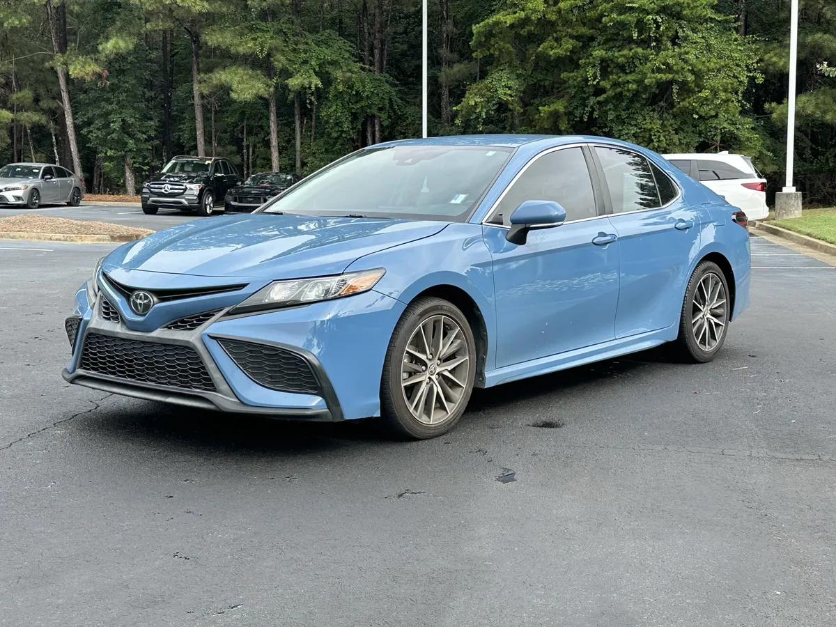 2023 Toyota Camry SE Auto thumbnail 5