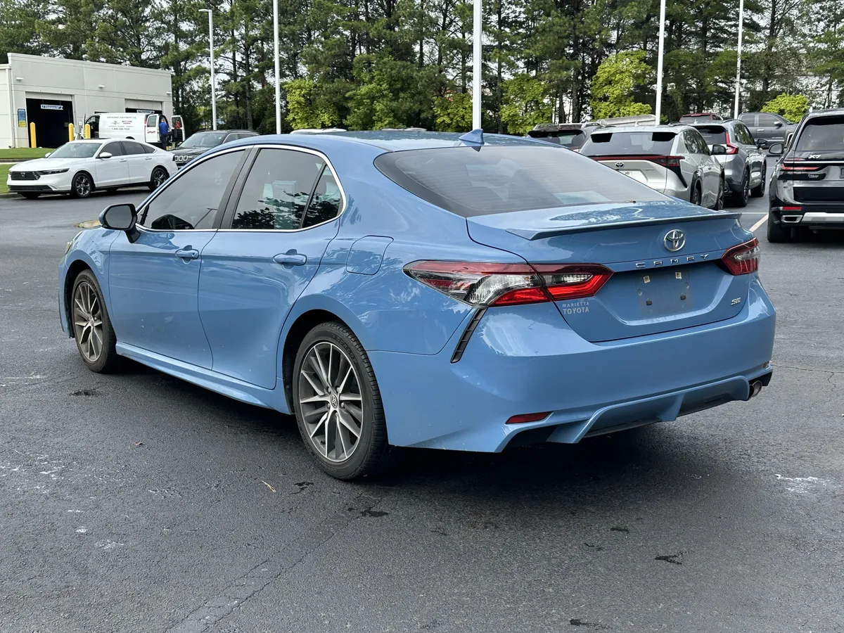 2023 Toyota Camry SE Auto thumbnail 9