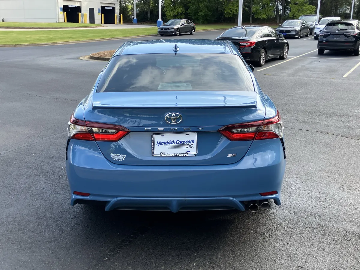 2023 Toyota Camry SE Auto thumbnail 9