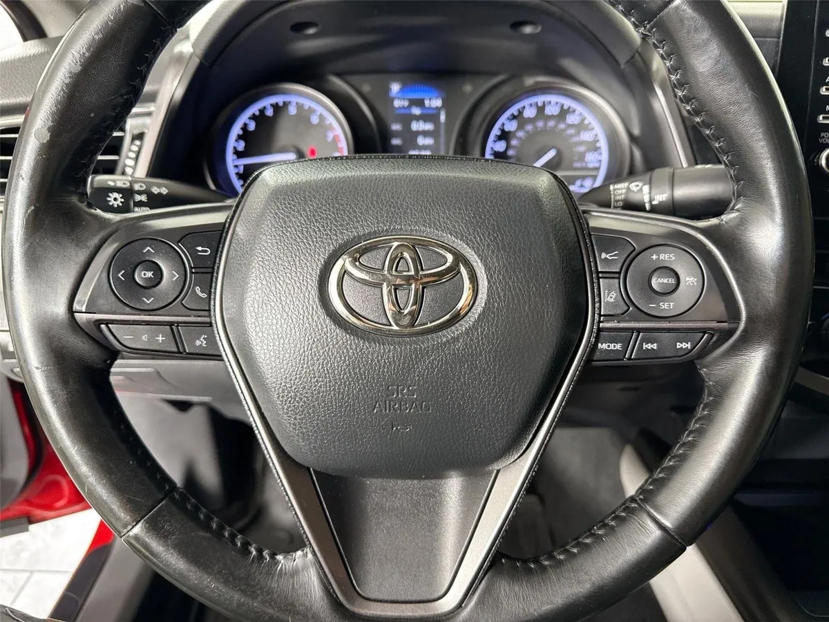 2023 Toyota Camry SE thumbnail 14