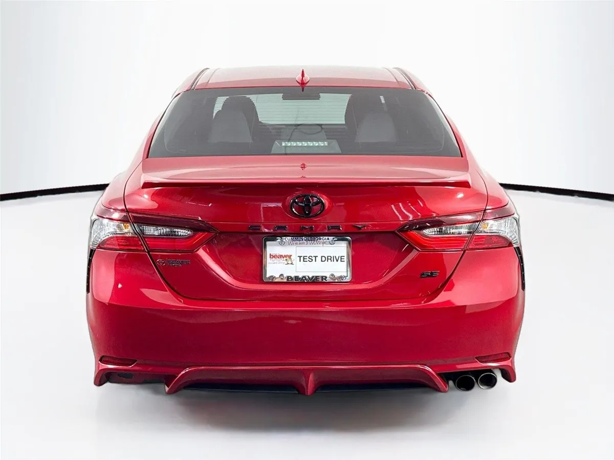2023 Toyota Camry SE thumbnail 9