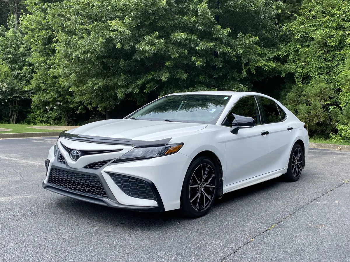 2023 Toyota Camry SE thumbnail 4
